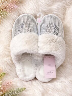 Auden Silver Sequin Cozy Slippers Size M 7/8 NWT